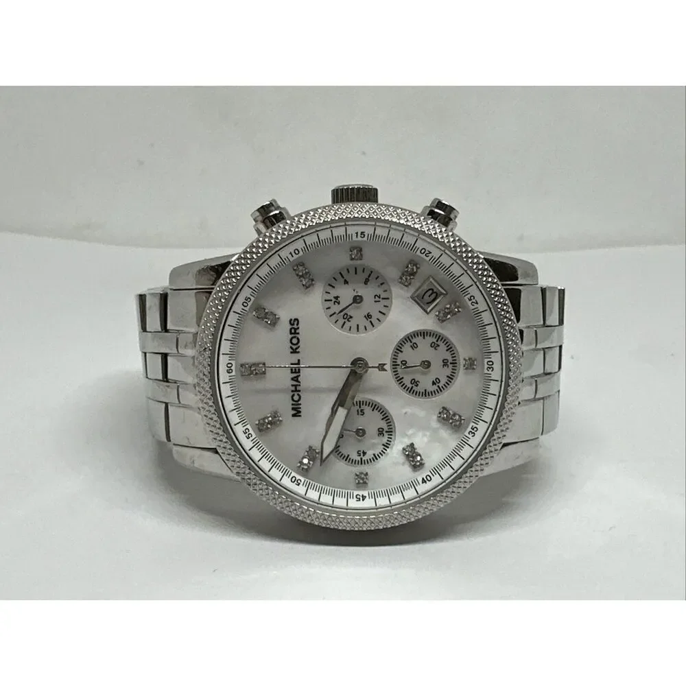 Michael Kors MK5020 Women's Silver Stainless Steel Analog Dial Wrist Watch NUL52
